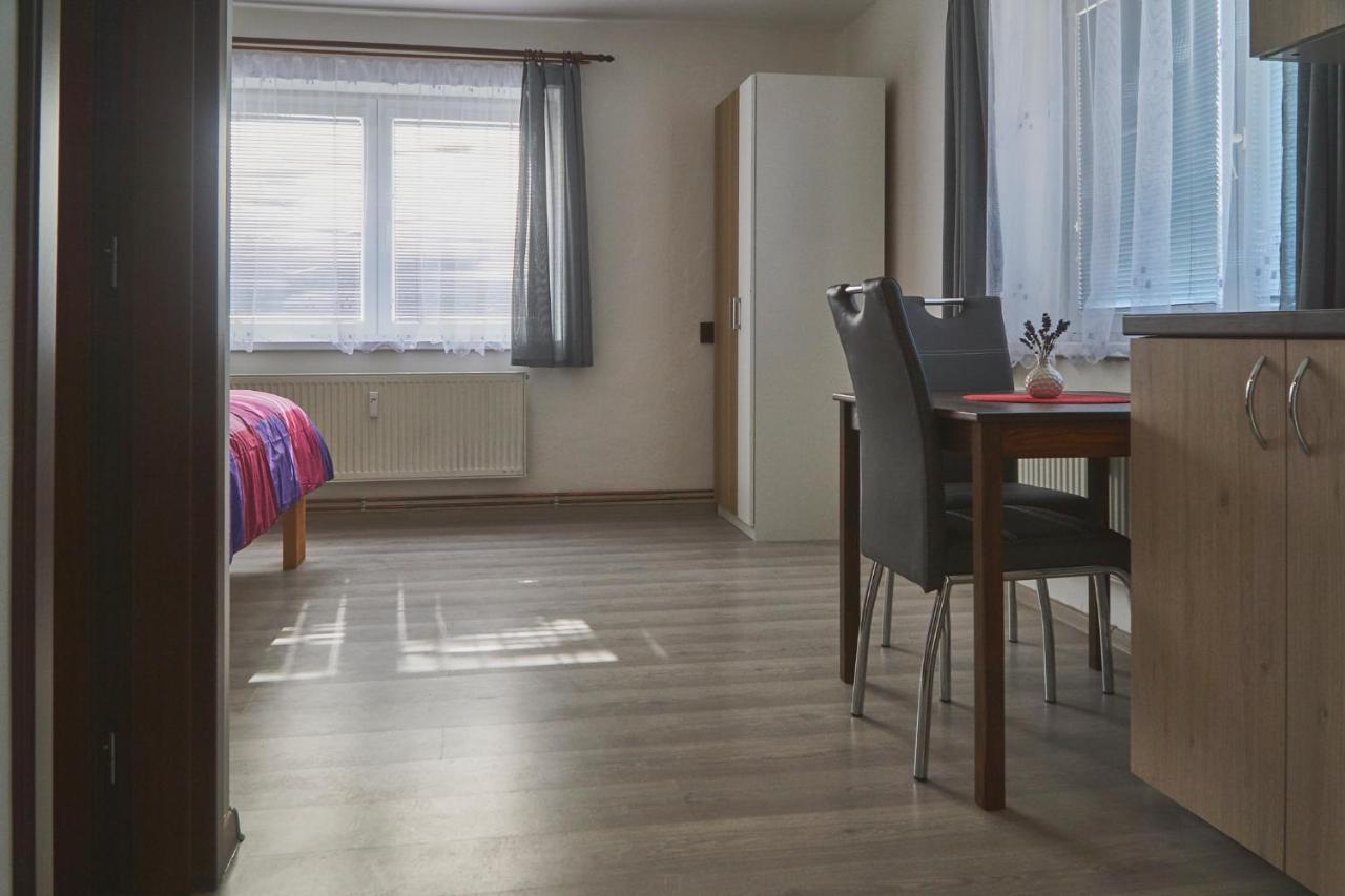 Apartmany Marjanka Jenisovice  Exterior photo