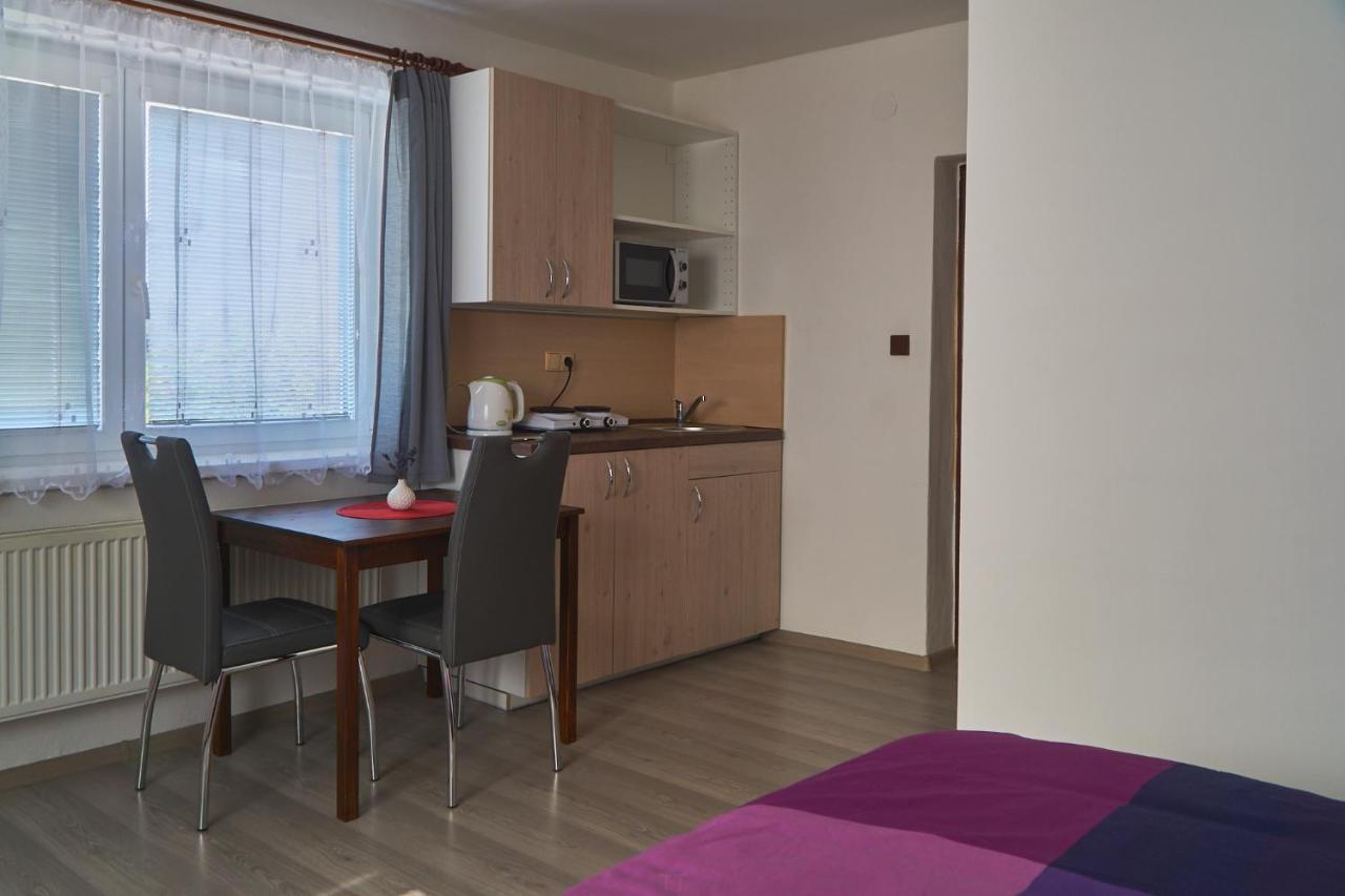 Apartmany Marjanka Jenisovice  Exterior photo